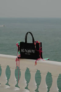 Runaway Canvas Bag - Black