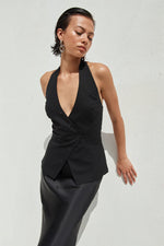 Load image into Gallery viewer, Inara Vest - Black
