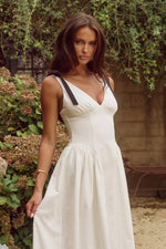 Load image into Gallery viewer, Ariarne Maxi Dress - White
