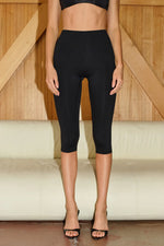 Load image into Gallery viewer, Altivo High Waisted Capri Pants - Black
