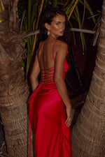 Load image into Gallery viewer, Pianni Maxi Dress - Red
