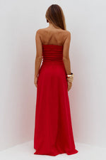 Load image into Gallery viewer, Lanie Strapless Shirred Midi Dress - Red
