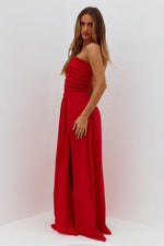Load image into Gallery viewer, Lanie Strapless Shirred Midi Dress - Red

