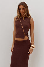 Load image into Gallery viewer, Gemini Cut Out Knit Tank - Chocolate

