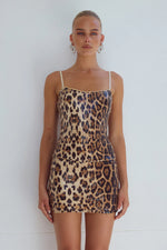 Load image into Gallery viewer, Lyra Top - Leopard Print
