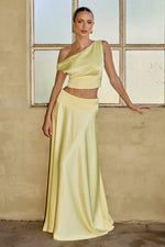 Load image into Gallery viewer, Amadine Panelled Train Maxi Skirt - Lemon
