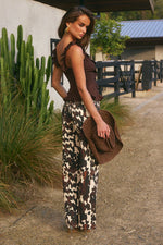 Load image into Gallery viewer, Zavier Straight Leg Jeans - Shiloh Brown
