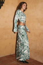 Load image into Gallery viewer, Maja Low Waisted Maxi Skirt - Nikki Khaki
