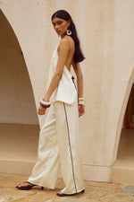 Load image into Gallery viewer, Bailie Halter Top - Cream

