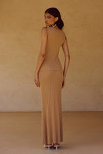 Load image into Gallery viewer, Elowen Knit Top - Fawn
