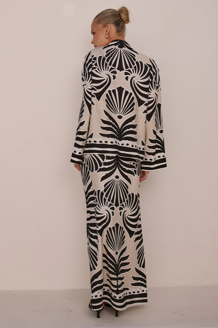 Clementine Sleeved Top - Brodie Sand