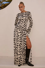 Load image into Gallery viewer, Monte Sleeved Maxi Dress - Maja Black
