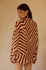 Load image into Gallery viewer, Montie Tie Front Sleeved Shirt - Montie Choc
