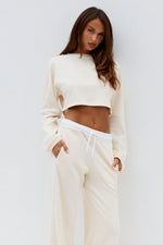Load image into Gallery viewer, Eleri Oversized Long Sleeve Crop Top - Biscuit
