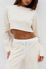 Load image into Gallery viewer, Eleri Oversized Long Sleeve Crop Top - Biscuit
