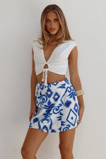 Load image into Gallery viewer, Catania Ruched Tie Front Top - White
