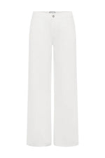 Load image into Gallery viewer, Zavi Straight Leg Jeans - White
