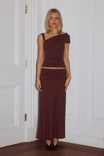 Load image into Gallery viewer, Larsen Ruched Waist Midi Skirt - Espresso
