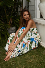 Load image into Gallery viewer, Daria Maxi Dress - White Floral
