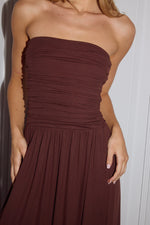 Load image into Gallery viewer, Malone Ruched Strapless Maxi Dress - Espresso
