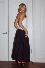 Load image into Gallery viewer, Zima Flowy A-Line Midi Skirt - Black
