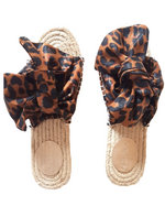 Load image into Gallery viewer, Leopard Bow Espadrilles
