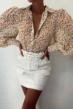 Load image into Gallery viewer, Yasmine Blouse - Yellow Floral
